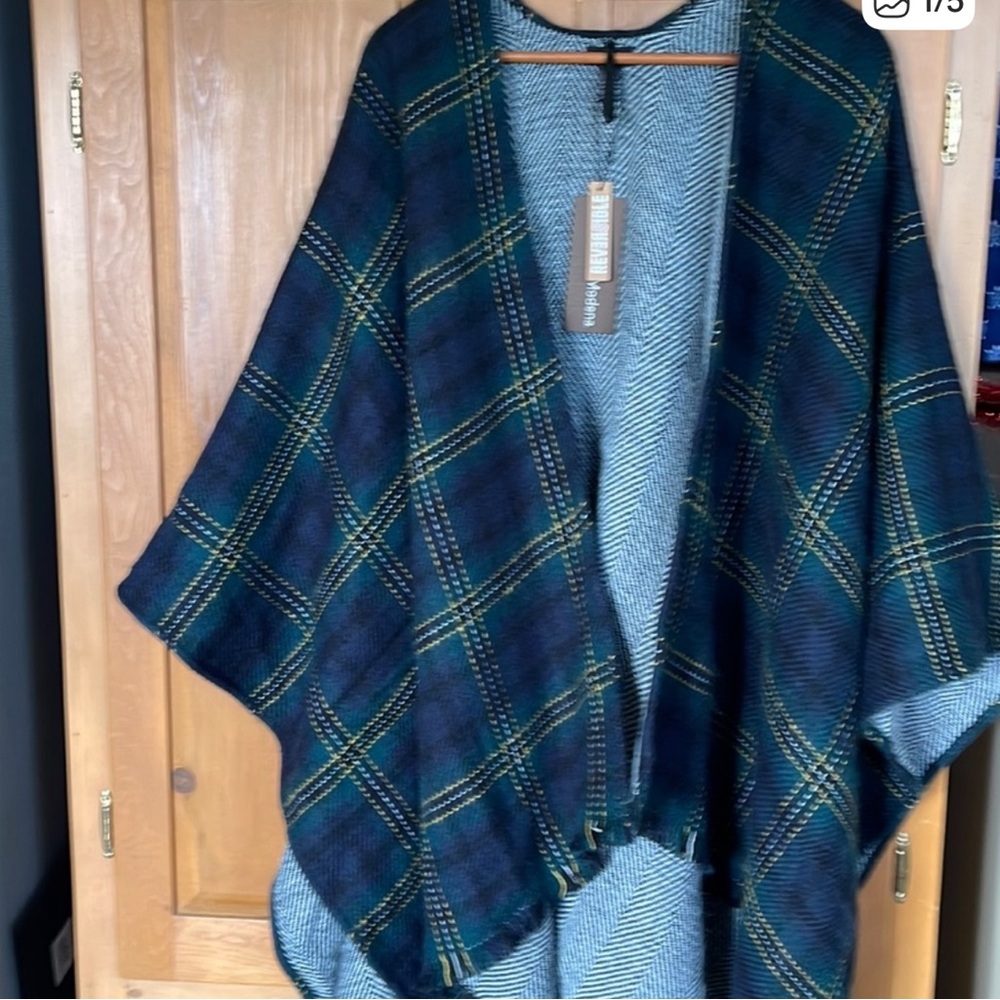 Modena Plaid Poncho